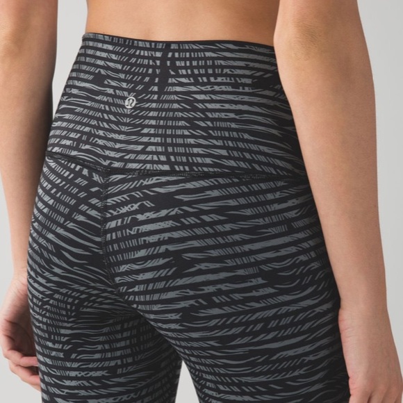 Lululemon Wunder Under Crop II *Full-On Luon (Roll Down) Stripe Play Slate Black - Picture 7 of 11